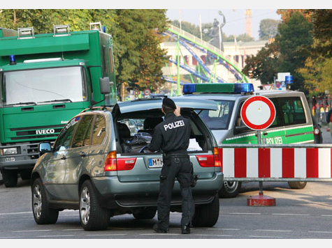 Mit einem Sicherheitsring schirmt die Polizei das Oktoberfest ab.