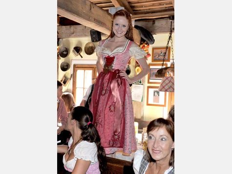 Dirndl Promifrauen