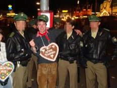 Wiesn-Madl-"Bewerberin" Dominik aus München Wiesn-Madl-"Bewerberin" Dominik aus München