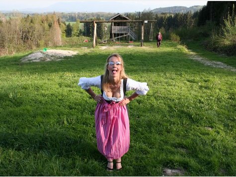 Tina Wolfratshausen Wiesn-Madl Bilder