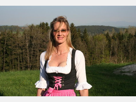 Tina Wolfratshausen Wiesn-Madl Bilder
