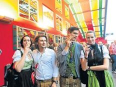 Viele Wiesn-Wirte planen Raucherbalkon