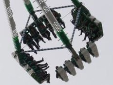 Fahrgeschäft Riesenschaukel "Monster" ist zum ersten Mal auf der Wiesn