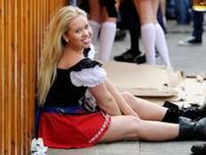 Die kürzesten Dirndl der Wiesn