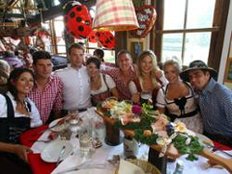 FC Bayern feiert Vereinsrekord auf dem Oktoberfest