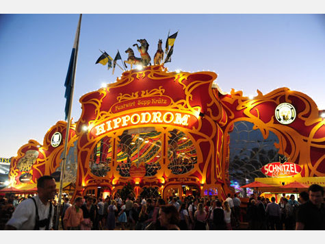 Wiesn 2011, Besucher, letzter Abend
