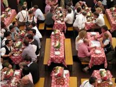 Oktoberfest 2012: Reservierung im Zelt Wiesn-Tisch - Tipps